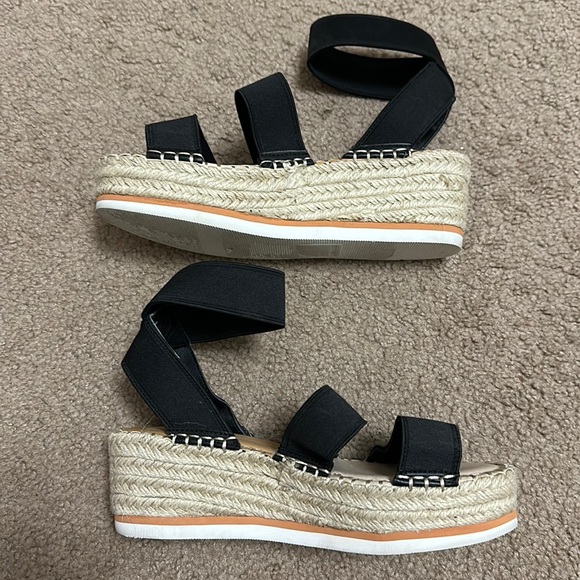 SOLD ON DEPOP! Dolce Vita - strap espadrille - Picture 2 of 4